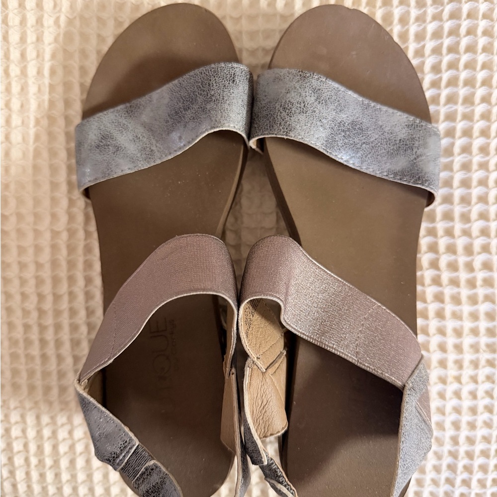 Women's Gray/Silver/Platinum Wedges